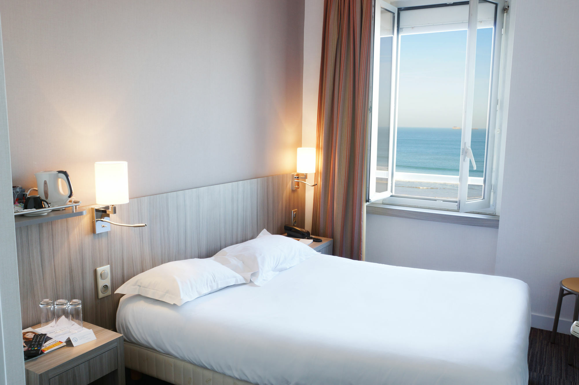 Hotel Le Jersey Сен-Мало Екстер'єр фото
